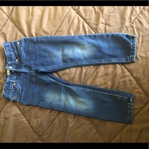 Light wash Oshkosh skinny Jean